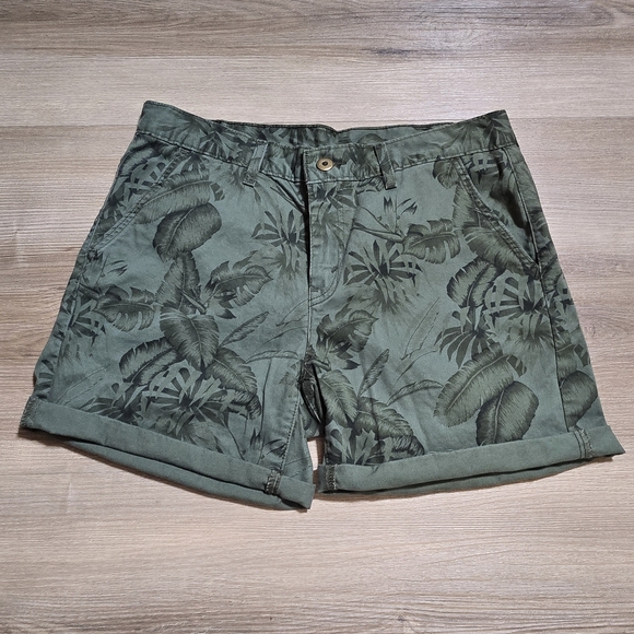 Levi's Tropical Print Shorts - Picture 1 of 11